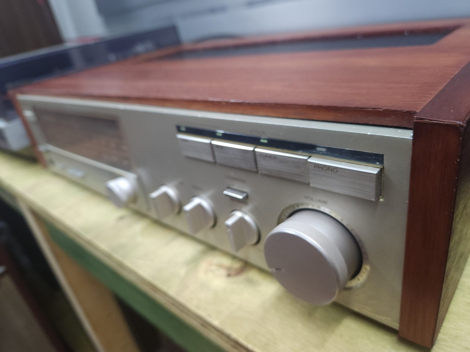 Sony STR-252 – Receiver Vintage Sony a 110 V - Imagen 2