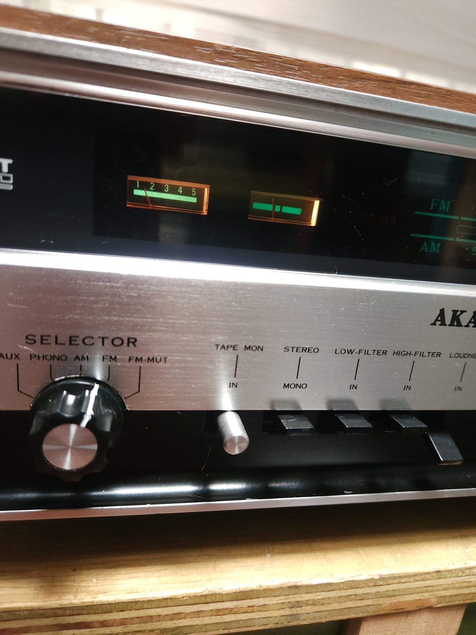 AKAI AA-6600 – Receiver Vintage Hi-Fi Japonés - Imagen 9