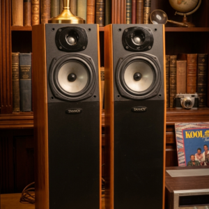Tannoy P20 Cherry – Precisión británica con elegancia atemporal